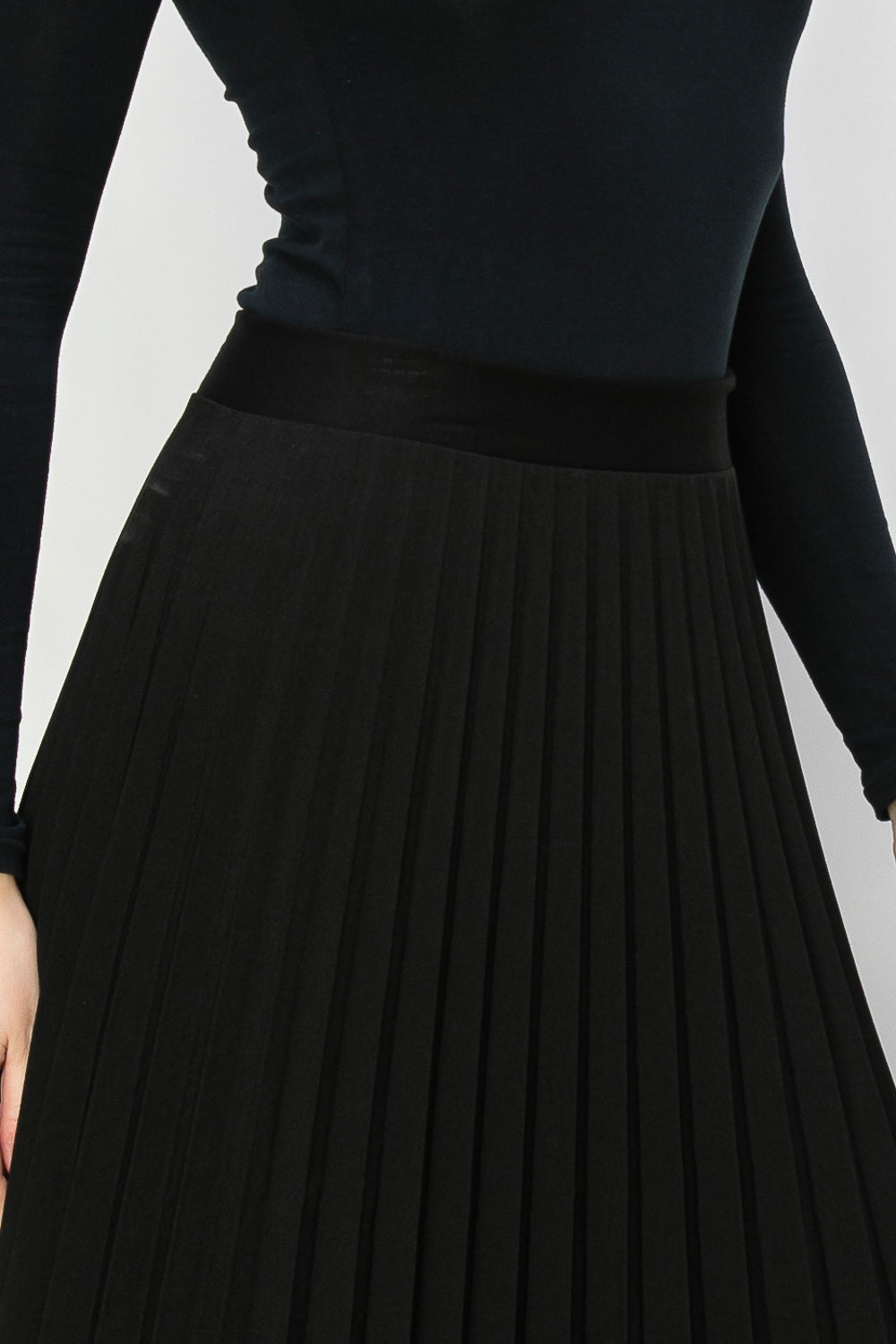 Pleated Skirt with elastic waist available in midi and maxi lengths